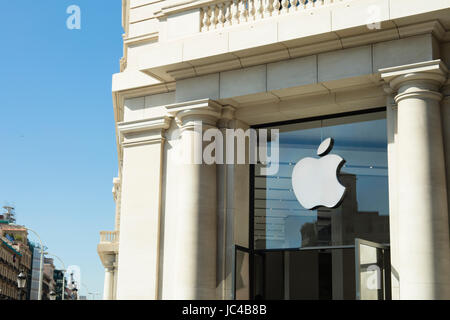 Barcelona, Spain - September 28, 2016: Apple Store At Catalonia Square (Plaza Catalunya) in Barcelona in a neoclassic architecture building. Stock Photo