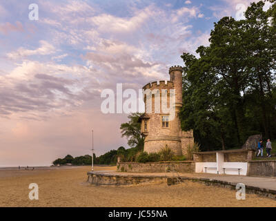 Ryde Isle of Wight the Appley tower folly beach and sea Stock Photo - Alamy