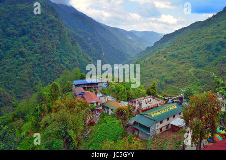 Mountain Village Jhinnu Danda on the Annapurna Base Camp Trek in the Himalayas Stock Photo