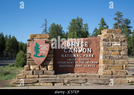 Entrance Sign, Bryce Canyon National Park, Utah, USA Stock Photo