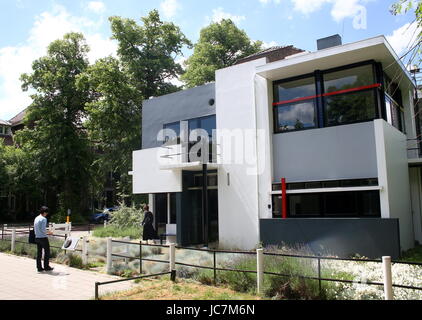 Rietveld Schröder House, designed by De Stijl Architect Gerrit Rietveld in the 1920s, Utrecht, The Netherlands Stock Photo