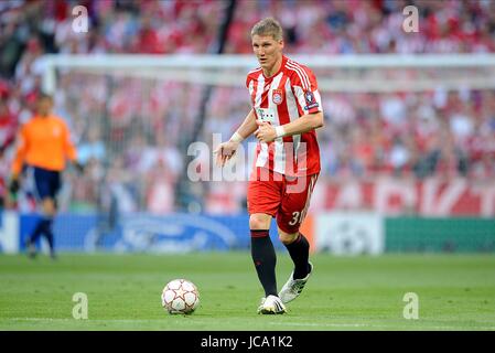 BASTIAN SCHWEINSTEIGER BAYERN MUNICH BAYERN MUNICH SANTIAGO BERNABEU MADRID SPAIN 22 May 2010 Stock Photo