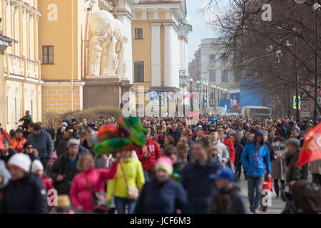 ST. PETERSBURG, RUSSIA - MAY 9, 2017: People are walking along the Admiralty Passage on celebration of 72 anniv Victory day on WWII Stock Photo