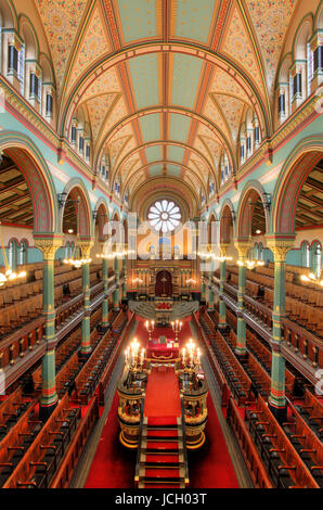 Princes Road Synagogue, Liverpool, showing interior. Built in 1871 by W and G Audsley, it is a Grade 1 Listed building. Stock Photo