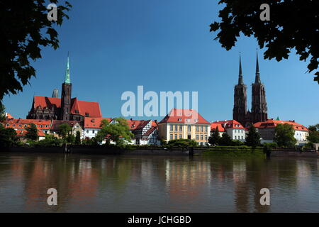 Am Ufer des Fluss Oder in der Innenstadt von Wroclaw oder Breslau im westen von Polen. Stock Photo