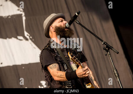 Milan, Italy. 15th June, 2017. Rancid performs live at I-Days festival in Monza. Credit: Mairo Cinquetti/Pacific Press/Alamy Live News Stock Photo