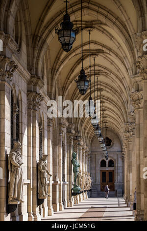 BUDAPEST, HUNGARY - AVRIL 16, 2016: The entrance of the Library by Parliament Stock Photo