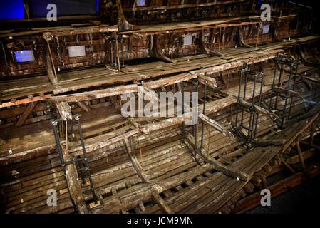 The Mary Rose is a carrack-type warship of the English Tudor navy of King Henry VIII. Shipwrecked after 33 years service, now conserved at Portsmouth. Stock Photo