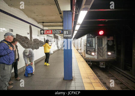 c-line-train-approaching-81-