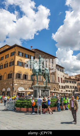 Equestrian bronze statue of Cosimo I De' Medici by Giambologna 1598 in Piazza della Signoria in Florence,Firenze,Tuscany, Italy Stock Photo