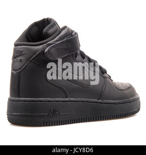 nike-air-force-1-mid-gs-black-