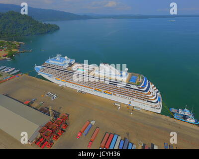 Cruise Ship in Santo Tomas, Guatemala Stock Photo