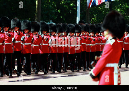 London, UK. 17th June, 2017. Irish Guards marching along The Mall before the Trooping of the Colour 2017. Trooping the Colour marks the Queens official birthday. Trooping the Colour, London, June 17, 2017 Credit: Paul Marriott/Alamy Live News Stock Photo