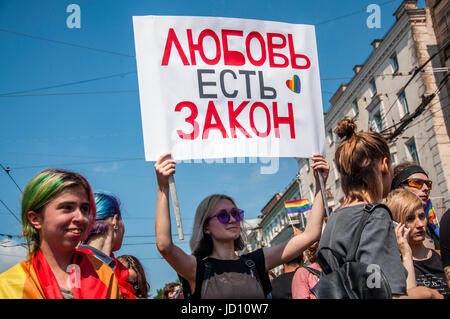 Kyiv, Ukraine. 18th June, 2017. LGBT activists take part in a march of Kyiv Pride 2017. The road was partly blocked by groups of nationalistic activists, but the distance of 1200 metres was passed by the Pride participants without accidents. More than 2000 people took part in the Pride. Credit: Kateryna Olexenko/Alamy Live News Stock Photo