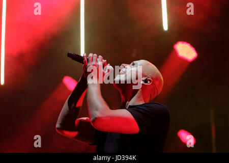 Worms, Germany. 17th June, 2017. Milow performs live on stage at the 2017 Jazz and Joy Festival in Worms in Germany. Credit: Michael Debets/Pacific Press/Alamy Live News Stock Photo