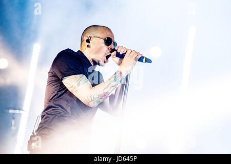 Monza, Italy. 17th June, 2017. Linkin Park live at I-Days festival, Monza Linkin Park performs live at IDays Festival in Monza, Italy Credit: Mairo Cinquetti/Pacific Press/Alamy Live News Stock Photo