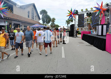 Wilton Manors, Florida, USA.  17th June 2017.    Wilton Manors  Stonewall Parade and Festival.  The Largest LGBT Pride event in the Greater Fort Lauderdale Area.  Sharon Gless as parade Grand Marshall.  Credit: Dana J. Lewis / Alamy Live News Stock Photo