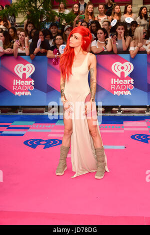 Toronto, Ontario, Canada. 18th June, 2017. LIGHTS arrives at the 2017 iHeartRADIO MuchMusic Video Awards at MuchMusic HQ on June 18, 2017 in Toronto Credit: Igor Vidyashev/ZUMA Wire/Alamy Live News Stock Photo