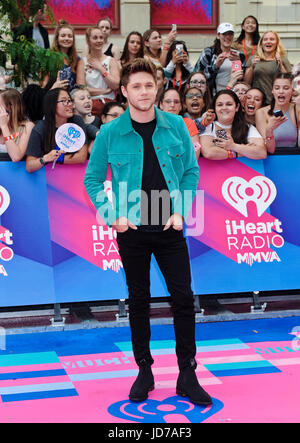 Toronto, ON, Canada. 18th June, 2017. 18 June 2017 - Toronto, Ontario, Canada. Niall Horan arrives on the pink carpet at the 2017 iHeartRadio MuchMusic Video Awards at MuchMusic HQ. Photo Credit: Brent Perniac/AdMedia Credit: Brent Perniac/AdMedia/ZUMA Wire/Alamy Live News Stock Photo