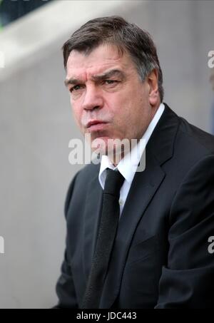 SAM ALLARDYCE BLACKBURN ROVERS FC MANAGER KC STADIUM HULL ENGLAND 01 March 2009 Stock Photo