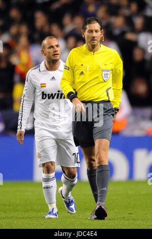 WESLEY SNEIJDER REAL MADRID ANFIELD LIVERPOOL ENGLAND 10 March 2009 Stock Photo