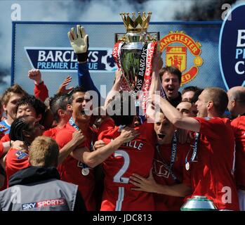 RONALDO NEVILLE & FERDINAND MANCHESTER UNITED FC OLD TRAFFORD MANCHESTER ENGLAND 16 May 2009 Stock Photo