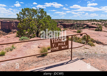 National Trail sign, Tower Rock State Park, Lewis and Clark National ...