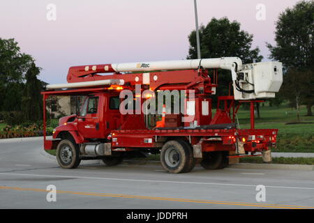 Colombia, Minnesota, USA. 20th June, 2017. Columbia Water and Light work to replace a sleeping driver's damage Credit: Redd Roberts/Alamy Live News Stock Photo