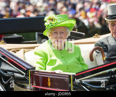 Ascot, UK. 20th June, 2017. HM Queen Elizabeth and the Duke of Edinburgh arrive at Royal Ascot races, Berkshire, UK. 20 June 2017.Credit: John Beasley Stock Photo