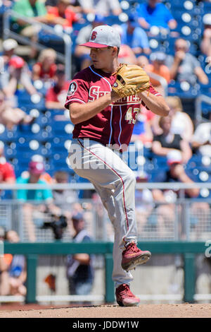 Omaha, NE USA. 19th June, 2017. Florida State starting pitcher Drew Parrish #43 in action during game 5 of the 2017 NCAA Men's College World Series between Florida State Seminoles vs Cal State Fullerton Titans at the TD Ameritrade Park in Omaha, NE.Attendance: 17,229.Florida State won.Jimmy Rash/Cal Sport Media/Alamy Live News Stock Photo