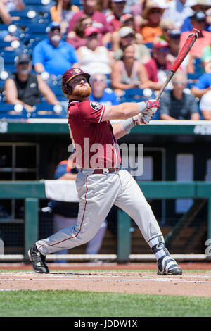 Omaha, NE USA. 19th June, 2017. Florida State's Quincy Nieporte #29 in action during game 5 of the 2017 NCAA Men's College World Series between Florida State Seminoles vs Cal State Fullerton Titans at the TD Ameritrade Park in Omaha, NE.Attendance: 17,229.Florida State won.Jimmy Rash/Cal Sport Media/Alamy Live News Stock Photo