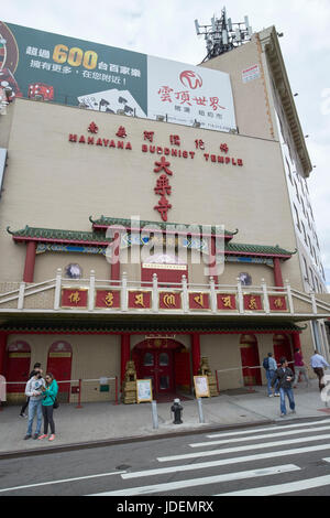 Mahayana buddhist temple chinatown New York City USA Stock Photo