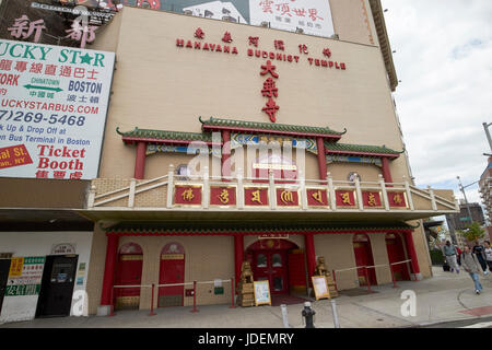 Mahayana buddhist temple chinatown New York City USA Stock Photo