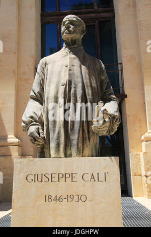 Giuseppe Cali 1846-1930 statue in Upper Barrakka Gardens, Valletta, Malta Stock Photo