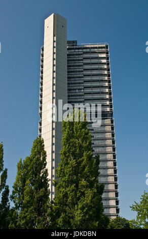 Europe, Germany, North Rhine-Westphalia, Bonn, Long Eugene is a high rise in Bonn which was established from 1966 to 1969. Since 2006 it accommodates  Stock Photo