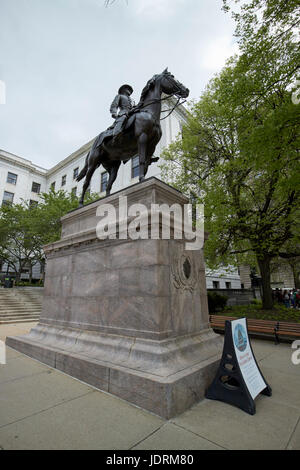 general hooker statue at massachusetts state house Boston USA Stock Photo