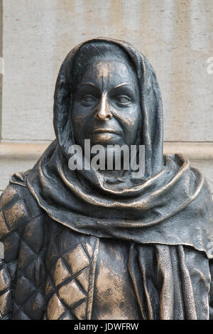 Margaret Krook Statue, Royal Dramatic Theatre - Dramaten; Stockholm ...