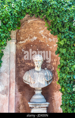 Gran priorato di Roma del sovrano militare ordine di Malta, briefely Gran priorato di Roma: the courtyard behind the Church Santa Maria del Priorato, Rome, Italy Stock Photo