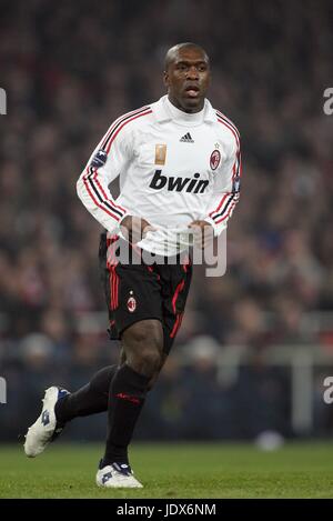 CLARENCE SEEDORF AC MILAN EMIRATES STADIUM LONDON ENGLAND 20 February 2008 Stock Photo