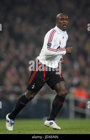 CLARENCE SEEDORF AC MILAN EMIRATES STADIUM LONDON ENGLAND 20 February 2008 Stock Photo