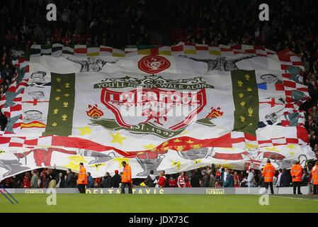 GIANT FLAG OVER THE KOP LIVERPOOL V MIDDLESBROUGH ANFIELD LIVERPOOL ENGLAND 23 February 2008 Stock Photo