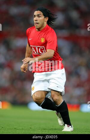 CARLOS TEVEZ MANCHESTER UNITED FC OLD TRAFFORD MANCHESTER ENGLAND 06 August 2008 Stock Photo