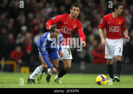 ASHLEY COLE CRISTIANO RONALDO MANCHESTER UNITED V CHELSEA OLD TRAFFORD MANCHESTER ENGLAND 11 January 2009 Stock Photo