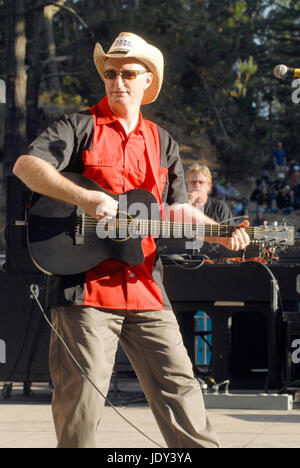 Billy Bragg plays the Hardly Strictly Bluegrass festival in Golden Gate Park, San Francisco, California. October 7, 2006. © Anthony Pidgeon / MediaPunch. Stock Photo
