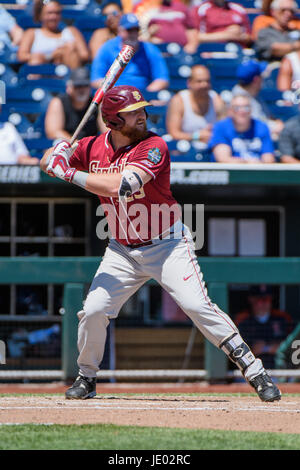 Omaha, NE USA. 19th June, 2017. Florida State's Quincy Nieporte #29 in action during game 5 of the 2017 NCAA Men's College World Series between Florida State Seminole vs Cal State Fullerton Titans at the TD Ameritrade Park in Omaha, NE.Attendance: 17,229.Florida State won 6-4 .Jimmy Rash/Cal Sport Media/Alamy Live News Stock Photo