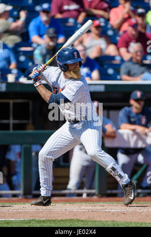 Omaha, NE USA. 19th June, 2017. CSU Fullerton's Taylor Bryant #1 in action during game 5 of the 2017 NCAA Men's College World Series between Florida State Seminole vs Cal State Fullerton Titans at the TD Ameritrade Park in Omaha, NE.Attendance: 17,229.Florida State won 6-4 .Jimmy Rash/Cal Sport Media/Alamy Live News Stock Photo