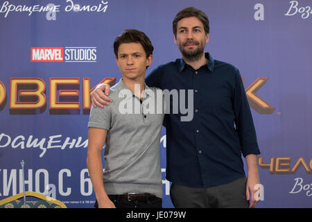 Moscow, Russia. 21th June, 2017. Actor Tom Holland(left) and director Jon Watts(right) at a news conference with the crew and cast of Jon Watts' film 'Spider-Man: Homecoming.'. Credit: Victor Vytolskiy/Alamy Live News Stock Photo