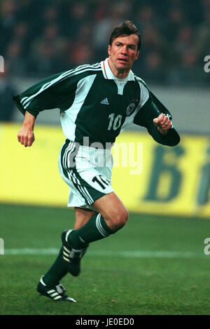 LOTHAR MATTHAUS GERMANY & BAYERN MUNCHEN FC 23 February 2000 Stock Photo