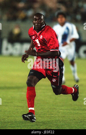 DWIGHT YORKE TRINIDAD & TOBAGO 16 February 2000 Stock Photo