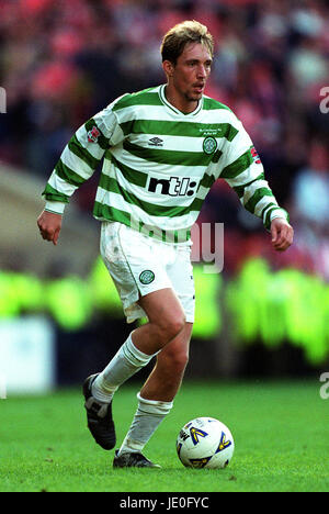 VIDAR RISETH GLASGOW CELTIC FC 19 March 2000 Stock Photo